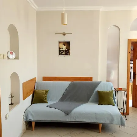 Apartament Time Traveling