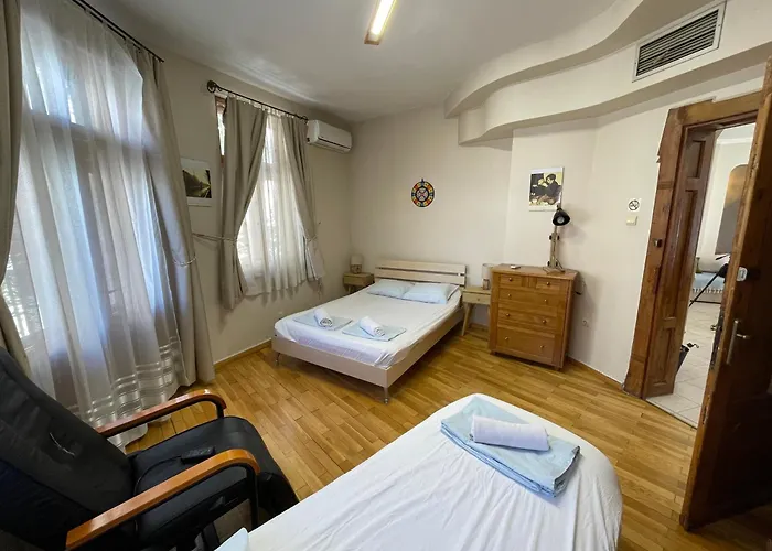 Time Traveling Apartment