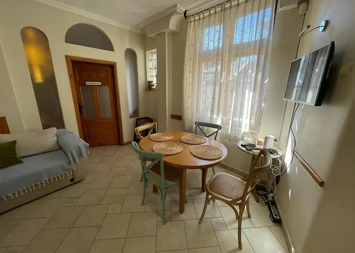 Apartment Time Traveling