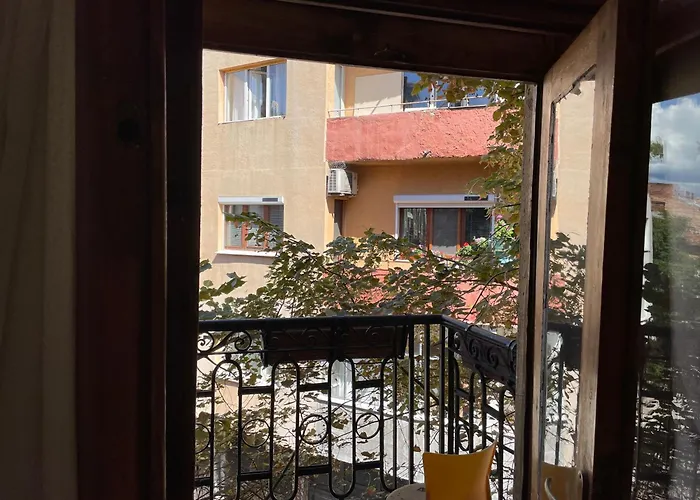 Apartment Time Traveling *