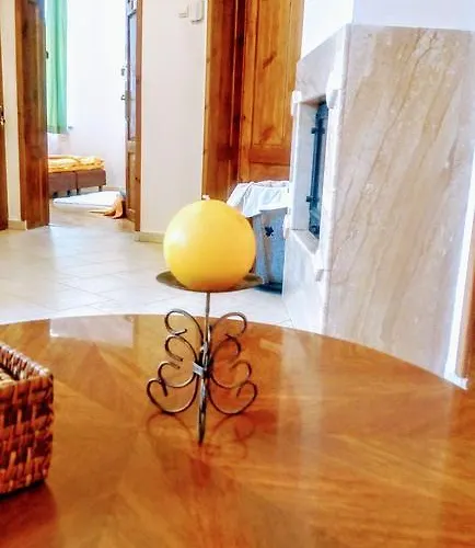 Time Traveling Apartment *